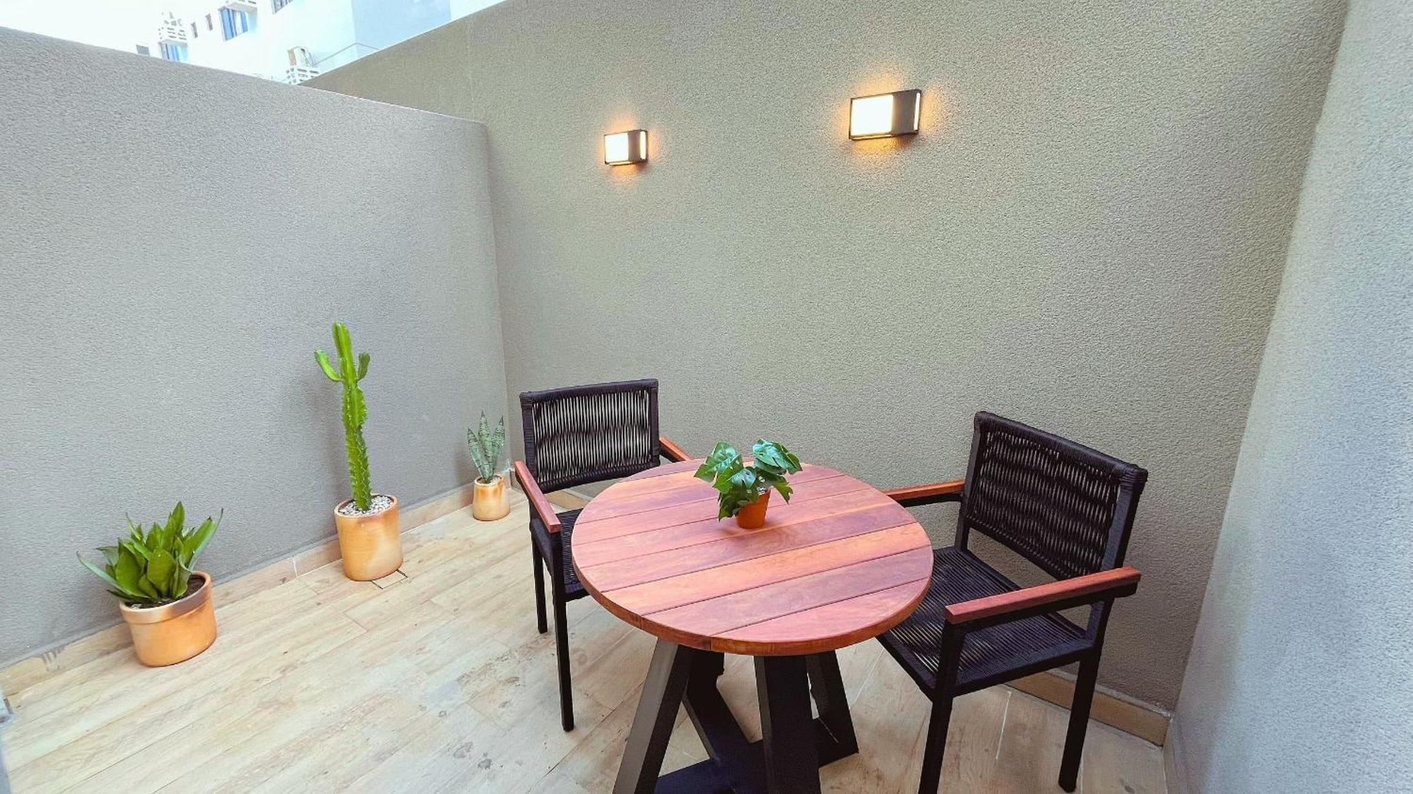 Setai Yacht Garden - By Almare Flats Apartment
